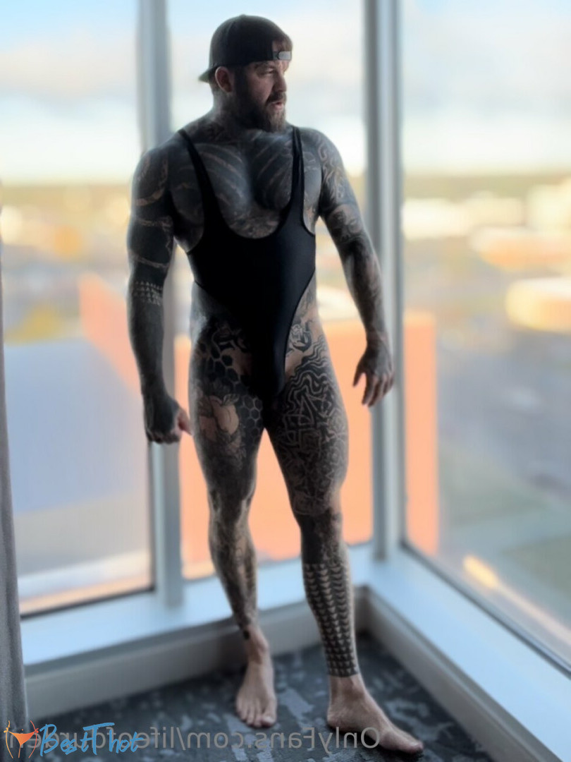 freedurden #9536119