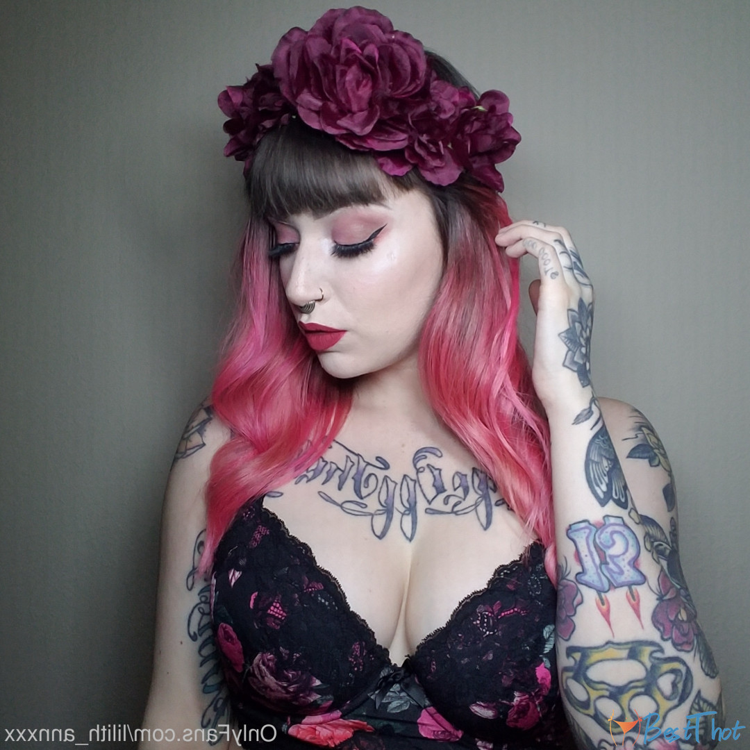 Photo by lilith_annxxx published on December 25,2024 00:11:26 - BestThots