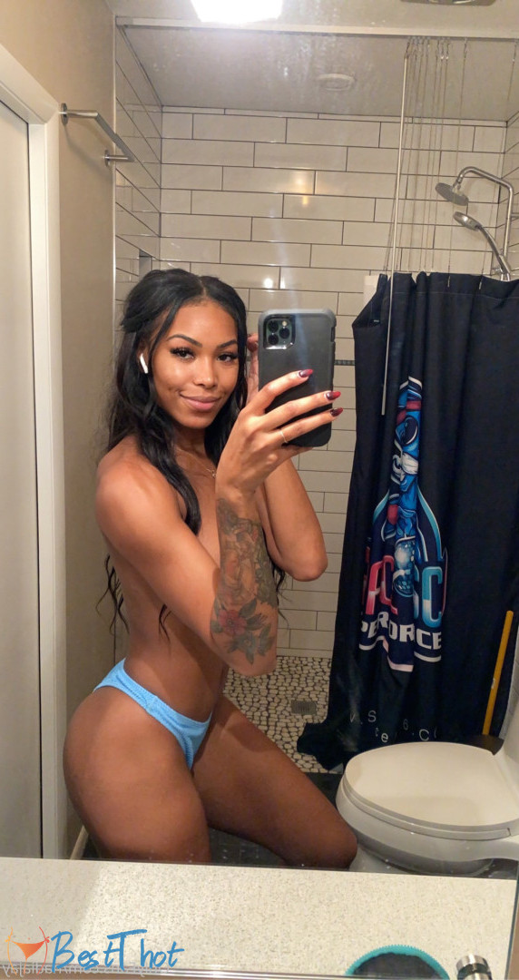 nadiajay #9548640