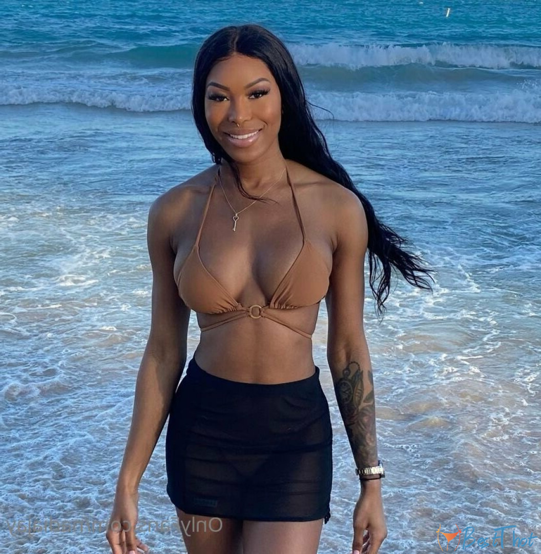nadiajay #9548672