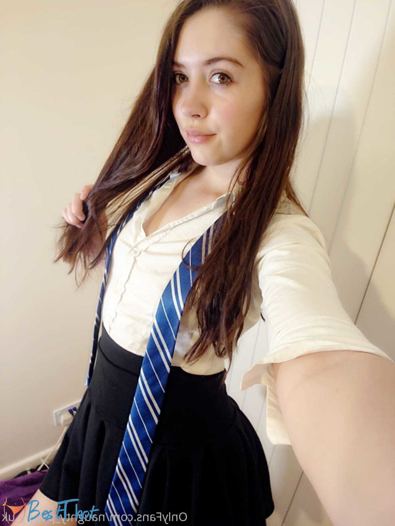 Photo by naughty_poppy_uk published on December 26,2024 11:13:29 - BestThots