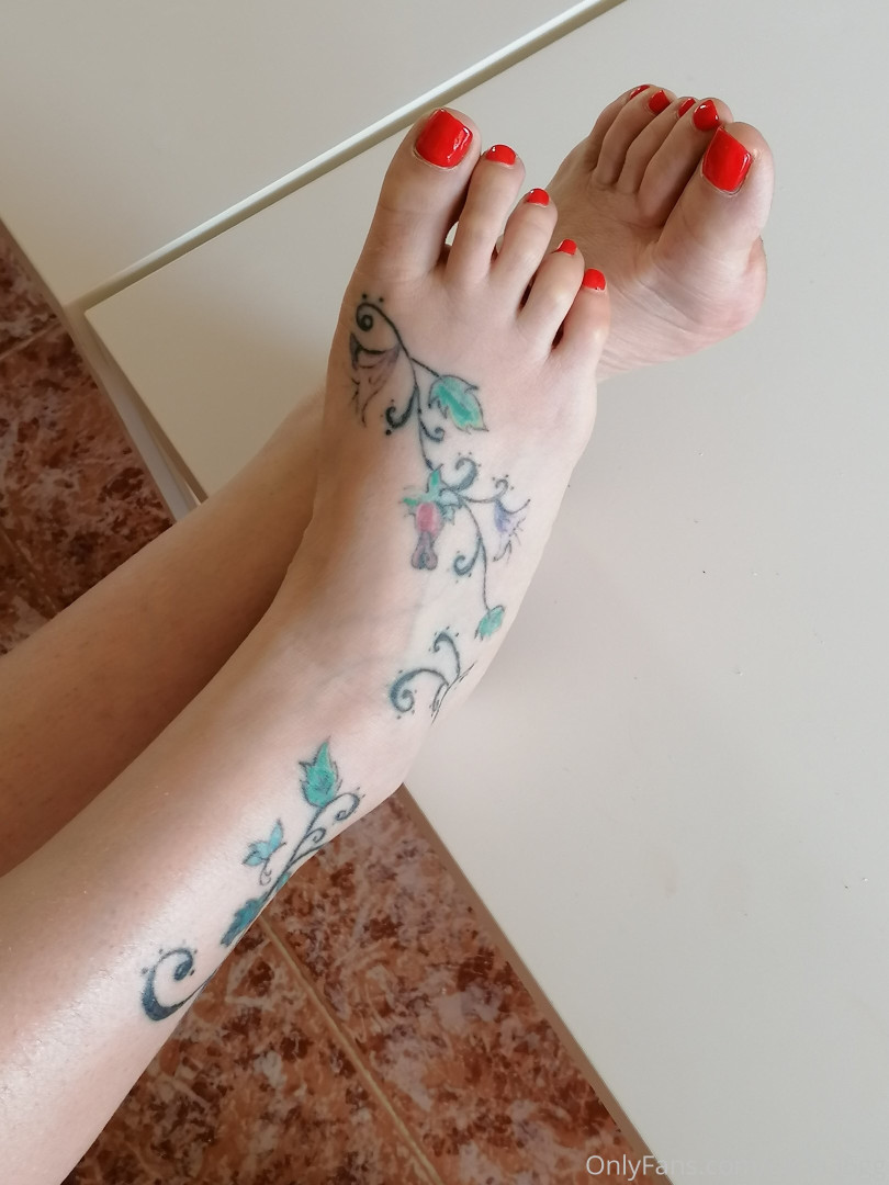 Photo by carla36gg published on October 16,2023 23:16:33 - BestThots
