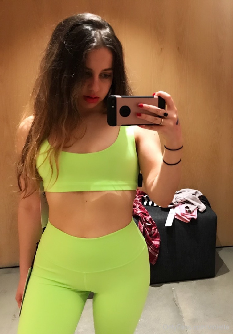 Photo by violette published on October 17,2023 07:12:08 - BestThots