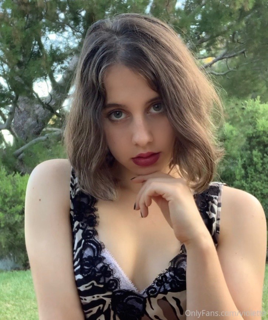Photo by violette published on October 17,2023 07:25:26 - BestThots