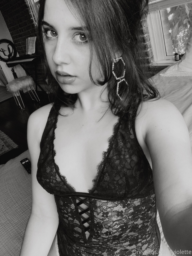 Photo by violette published on October 17,2023 07:27:03 - BestThots