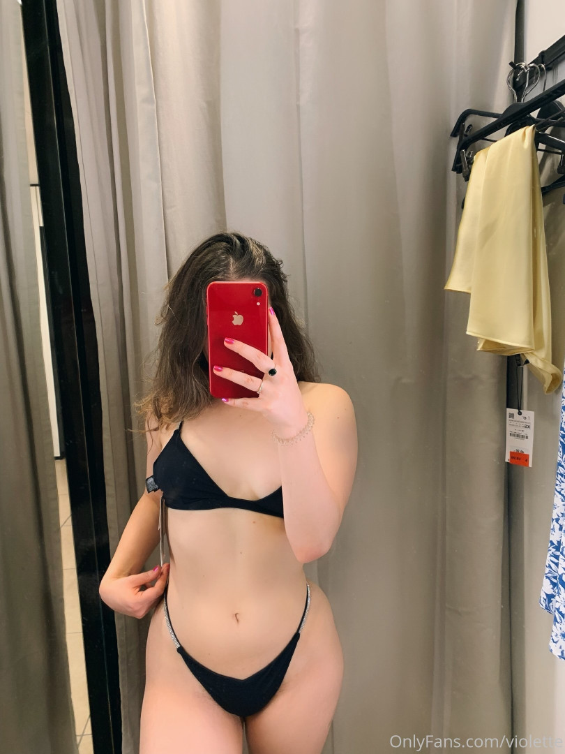 Photo by violette published on October 17,2023 07:27:16 - BestThots