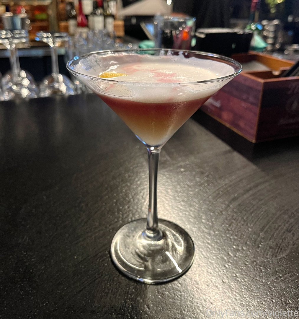 Photo by violette published on October 17,2023 07:29:07 - BestThots