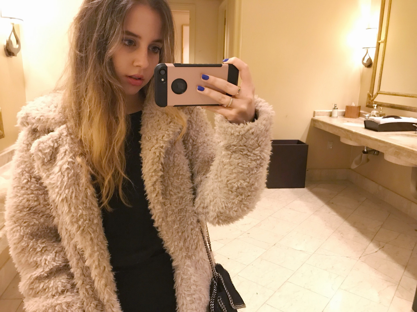 Photo by violette published on October 17,2023 07:29:29 - BestThots