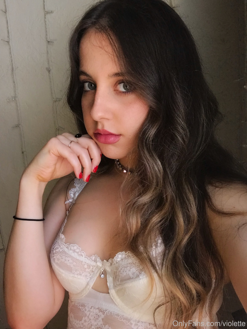 Photo by violette published on October 17,2023 07:30:55 - BestThots