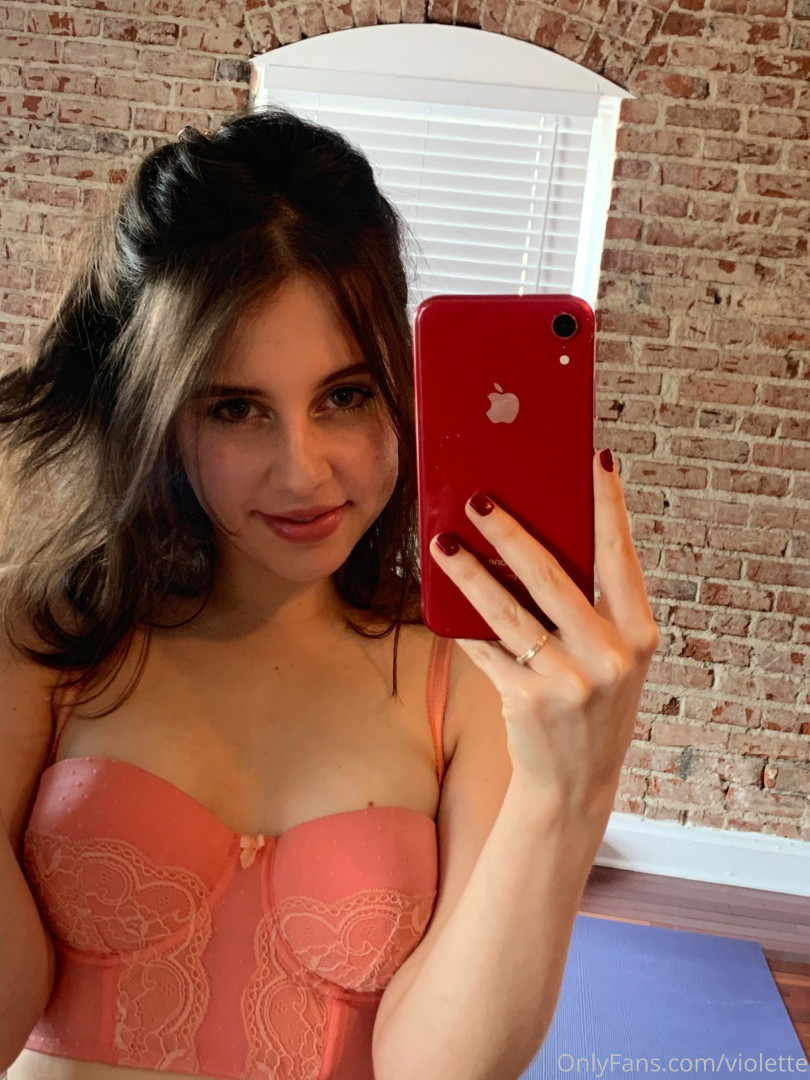 Photo by violette published on October 17,2023 07:31:17 - BestThots