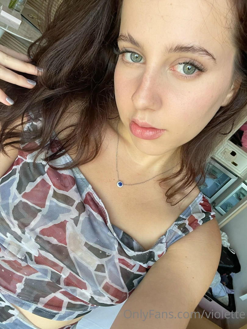 Photo by violette published on October 17,2023 07:31:42 - BestThots