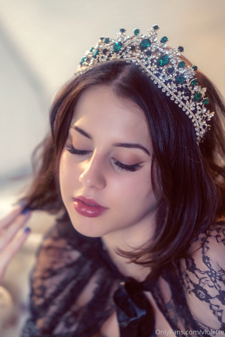 Photo by violette published on October 17,2023 07:33:38 - BestThots