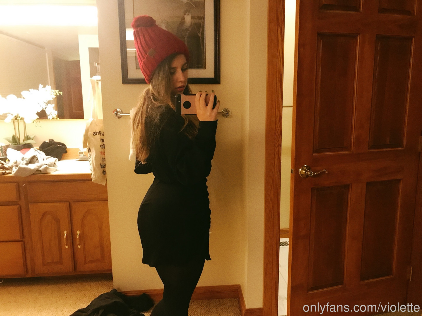 Photo by violette published on October 17,2023 07:35:47 - BestThots