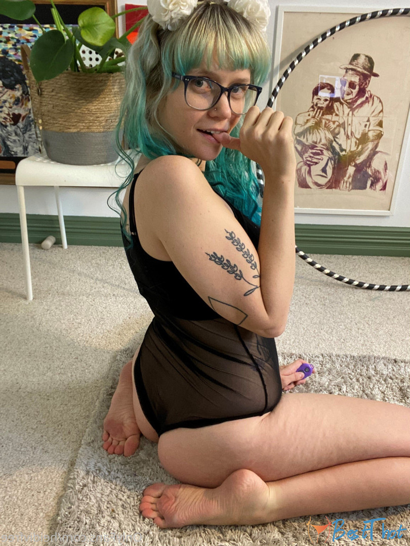 Photo by heidivfree published on December 29,2024 07:16:38 - BestThots