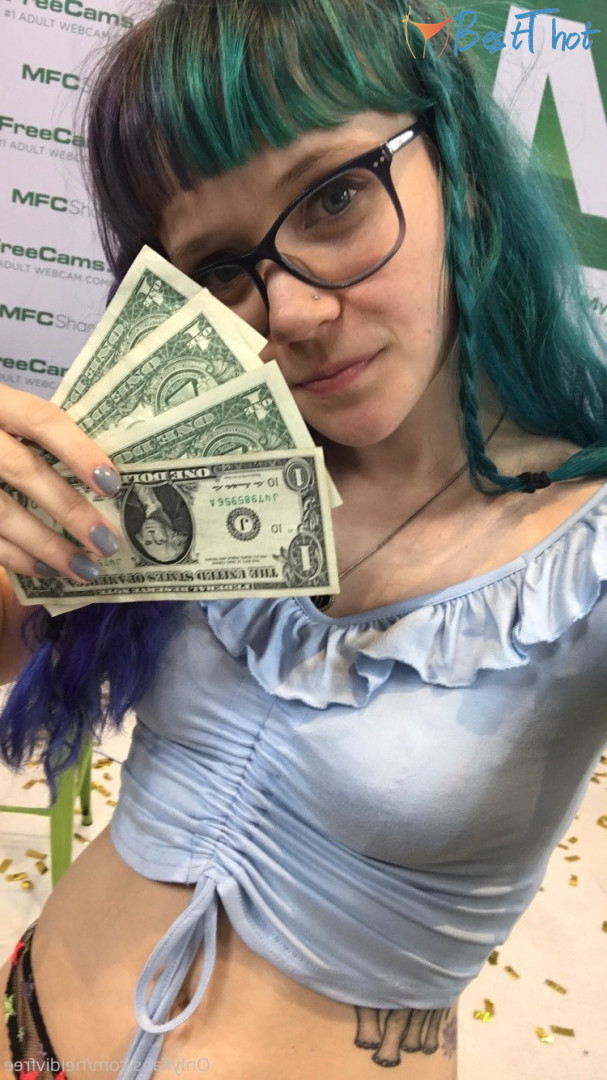 Photo by heidivfree published on December 29,2024 08:16:00 - BestThots