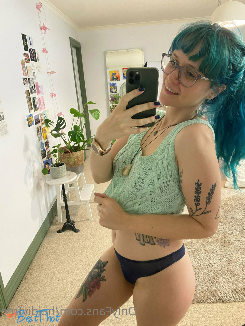 Photo by heidivfree published on December 29,2024 10:14:01 - BestThots