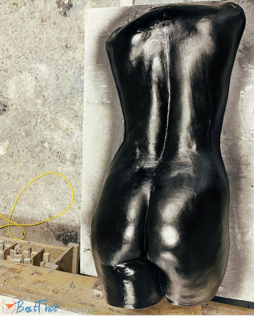 Photo by hotw631 published on December 29,2024 05:16:57 - BestThots