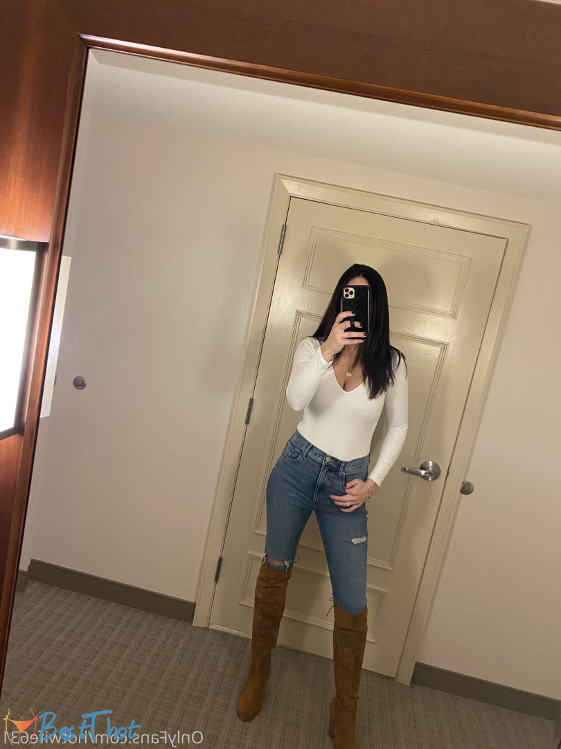 Photo by hotw631 published on December 29,2024 06:15:01 - BestThots