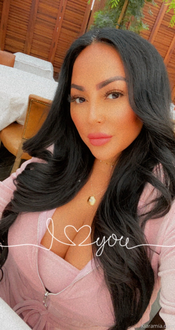 Photo by theonlykiaramia published on October 16,2023 18:32:15 - BestThots