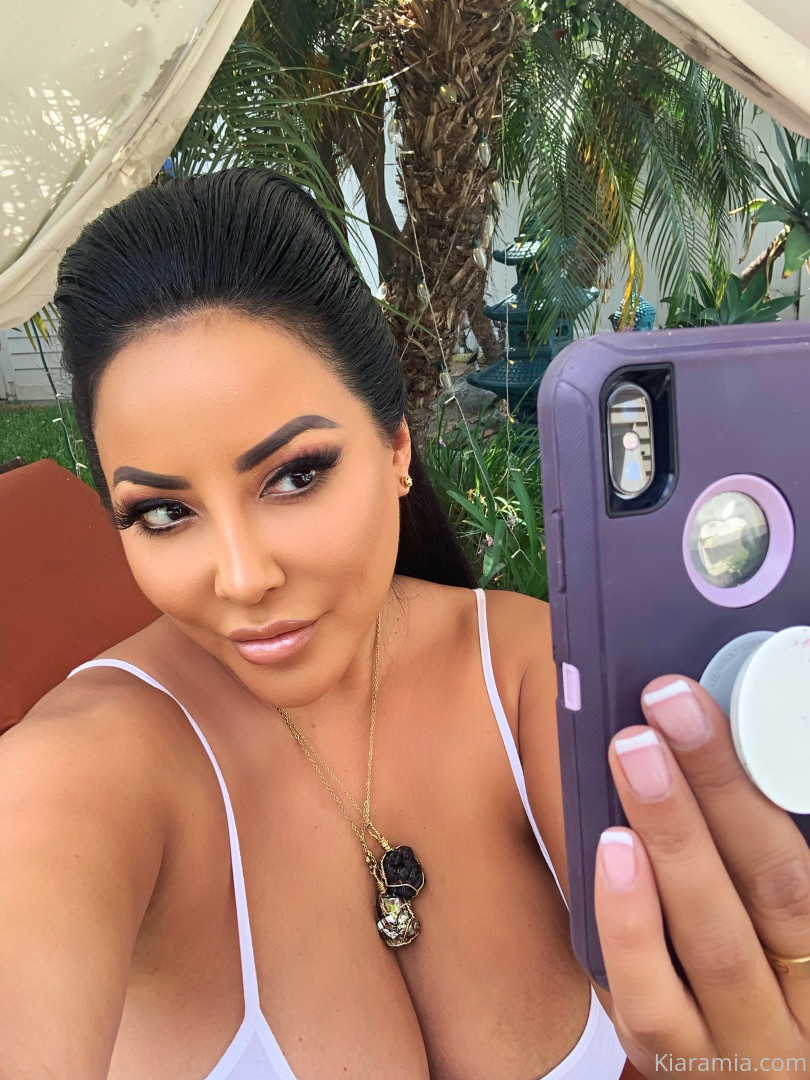 Photo by theonlykiaramia published on October 16,2023 19:13:30 - BestThots