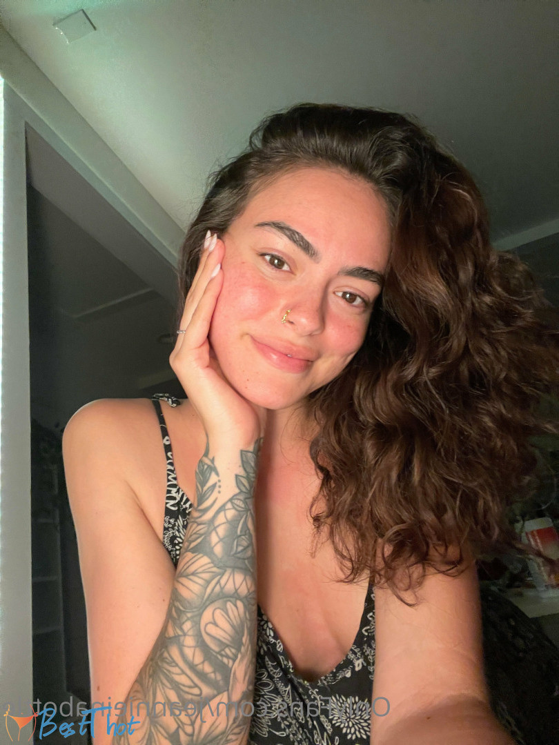 jeannieinabottle #9587114