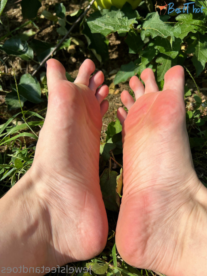 jewelsfeetandtoes #9588728