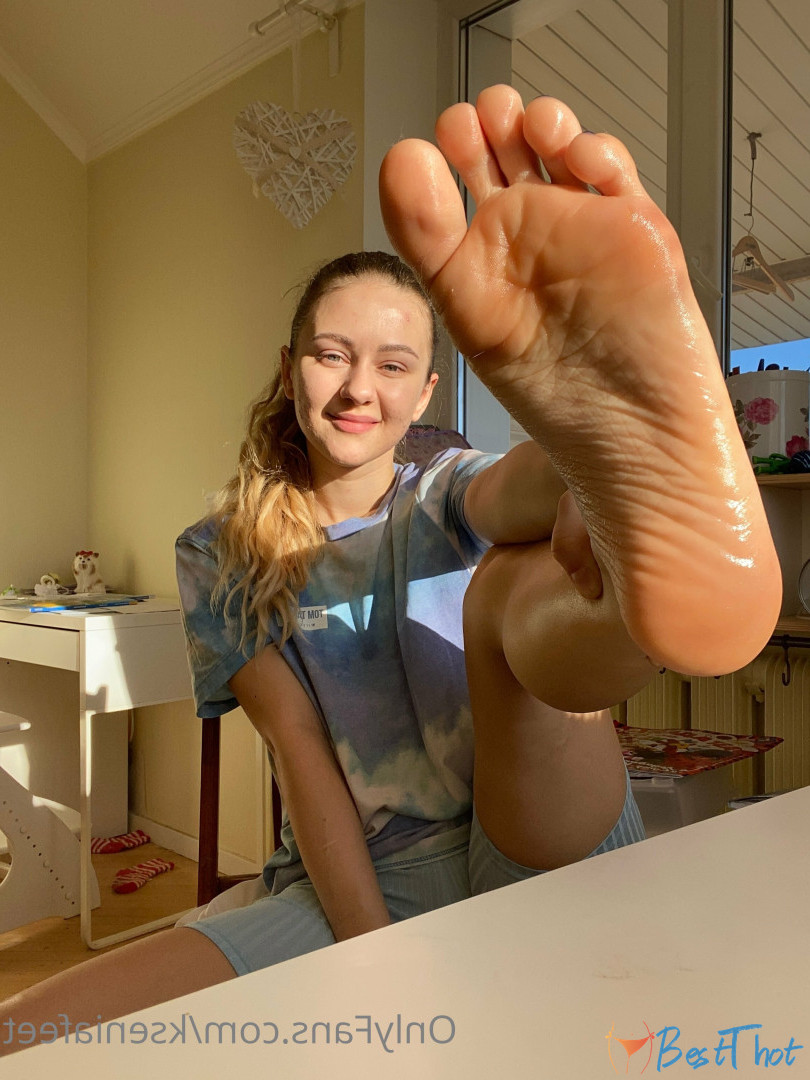 Photo by kseniafeet published on December 31,2024 00:14:40 - BestThots