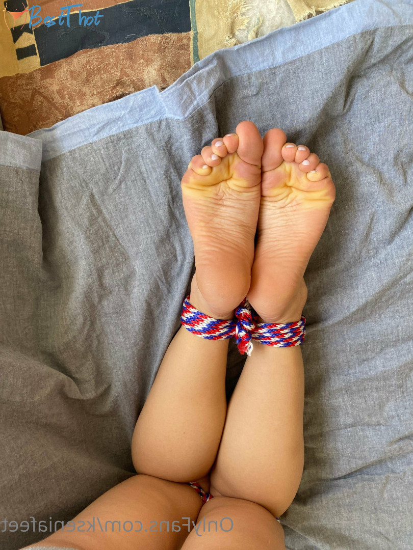Photo by kseniafeet published on December 31,2024 00:14:41 - BestThots