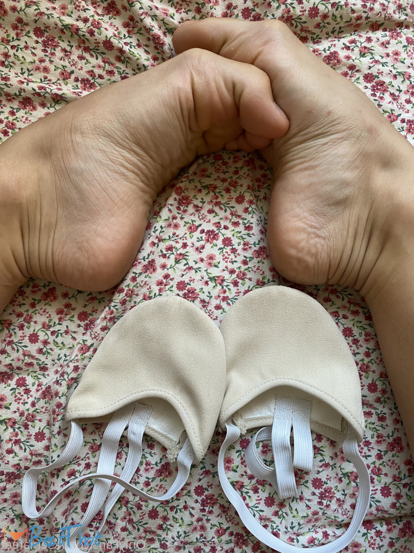 kseniafeet #9592400