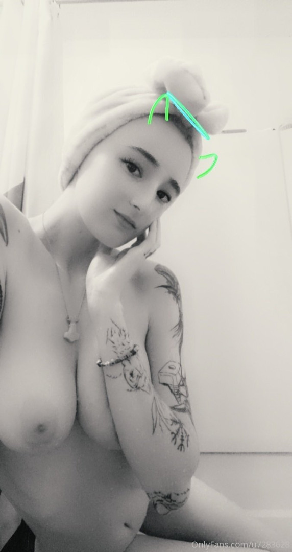 Photo by lilylurid published on June 16,2023 08:35:51 - BestThots