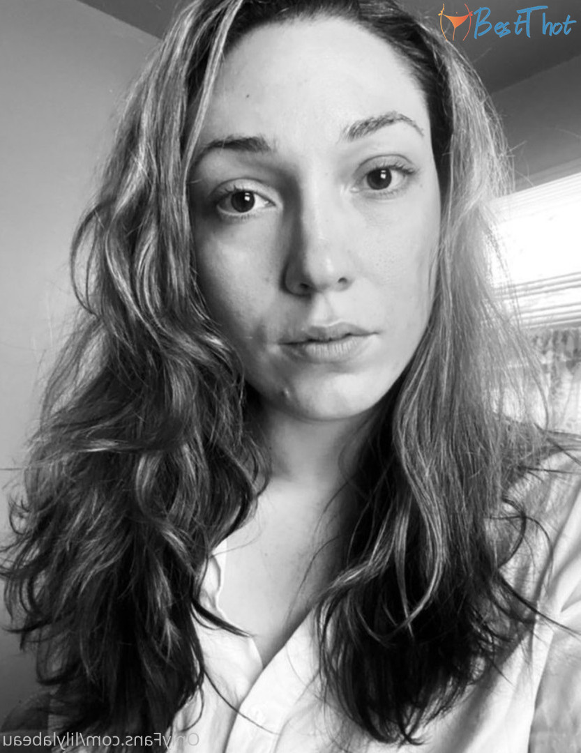 Photo by lilylabeau published on December 31,2024 05:19:03 - BestThots
