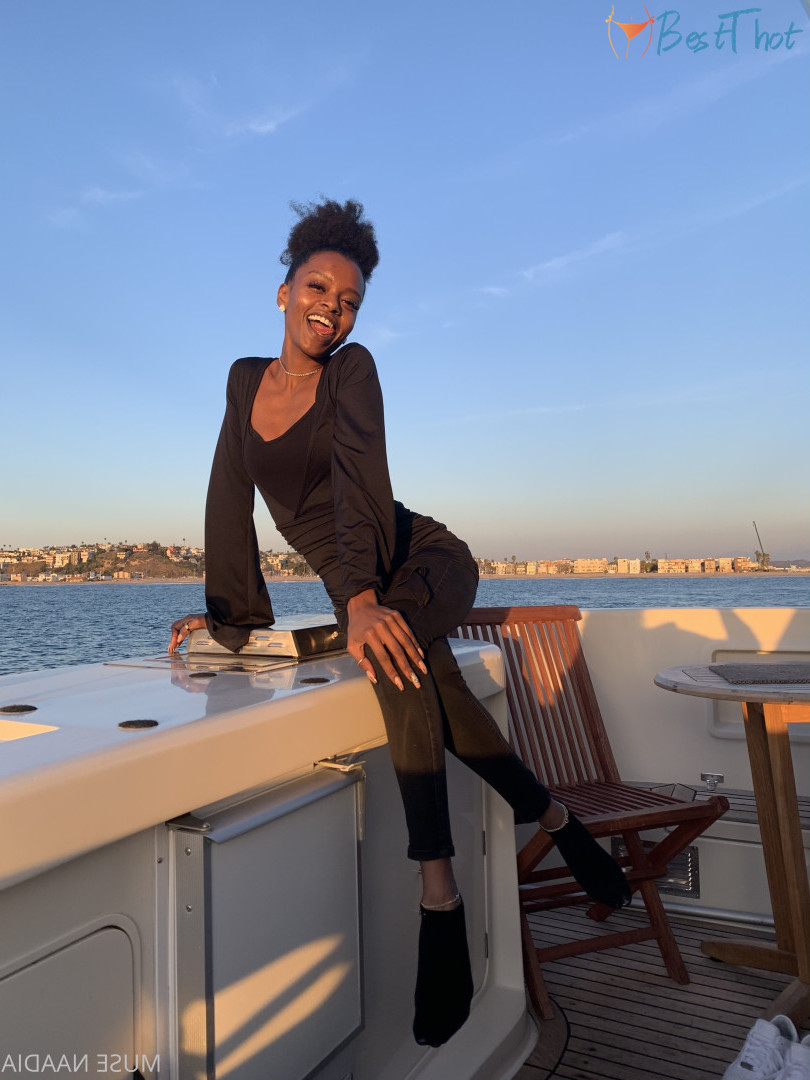 Photo by musenaadia published on December 31,2024 05:21:37 - BestThots