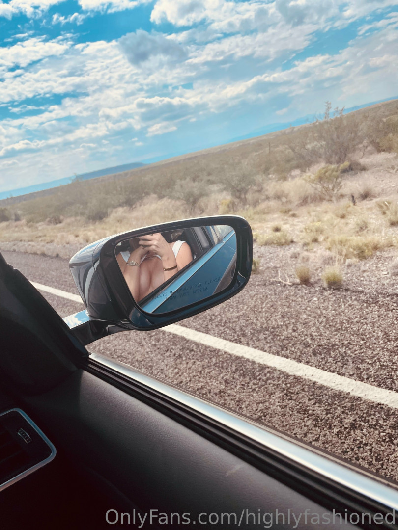 Photo by highlyfashioned published on October 16,2023 12:31:09 - BestThots