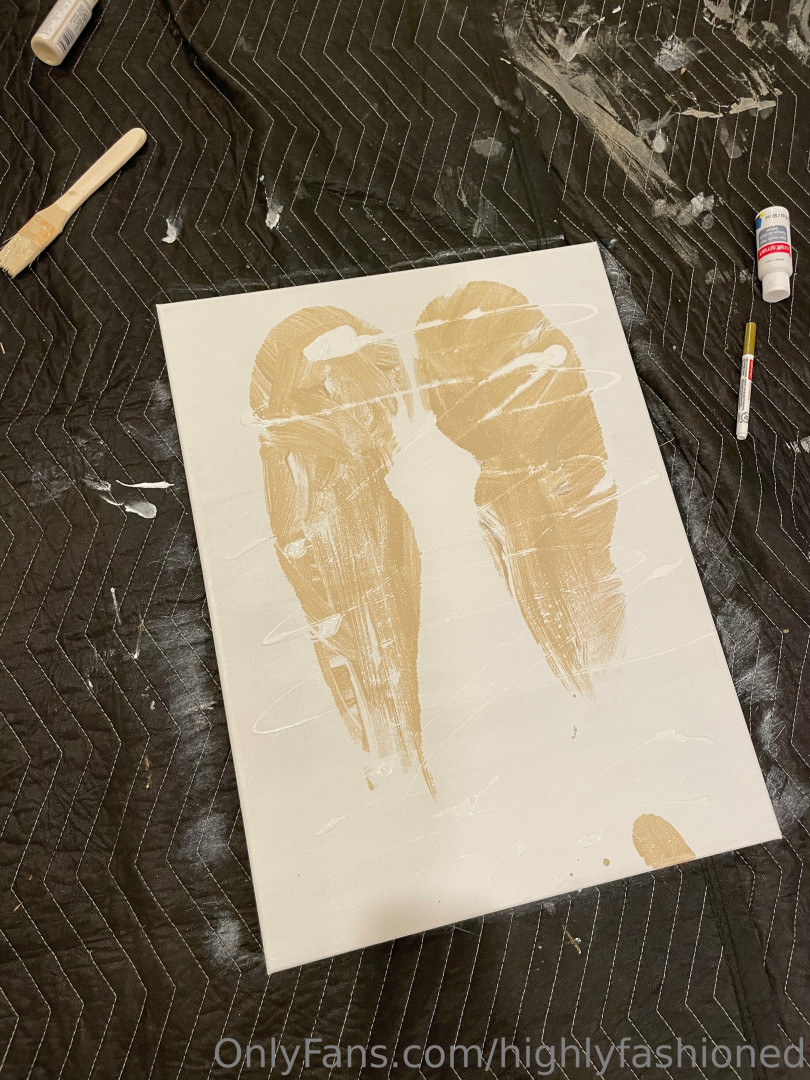 Photo by highlyfashioned published on October 16,2023 12:32:44 - BestThots