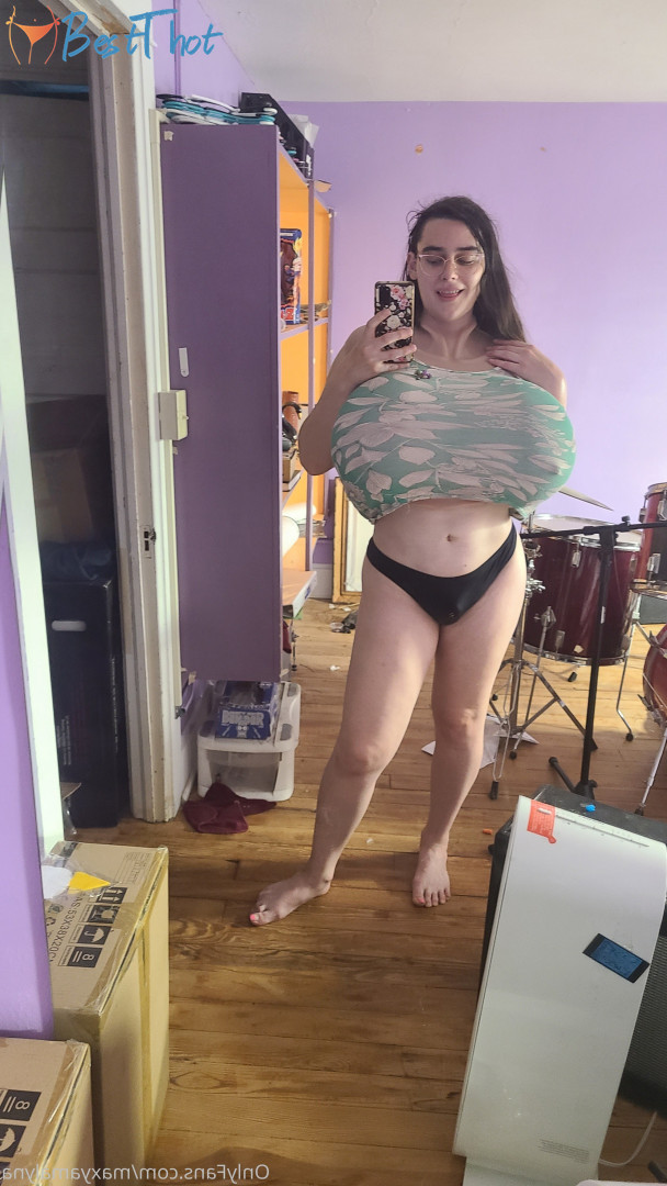 maxyamalyna #9604882