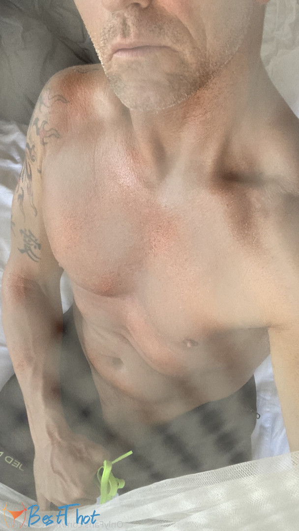 Photo by marcuslondon published on January 1,2025 11:16:10 - BestThots