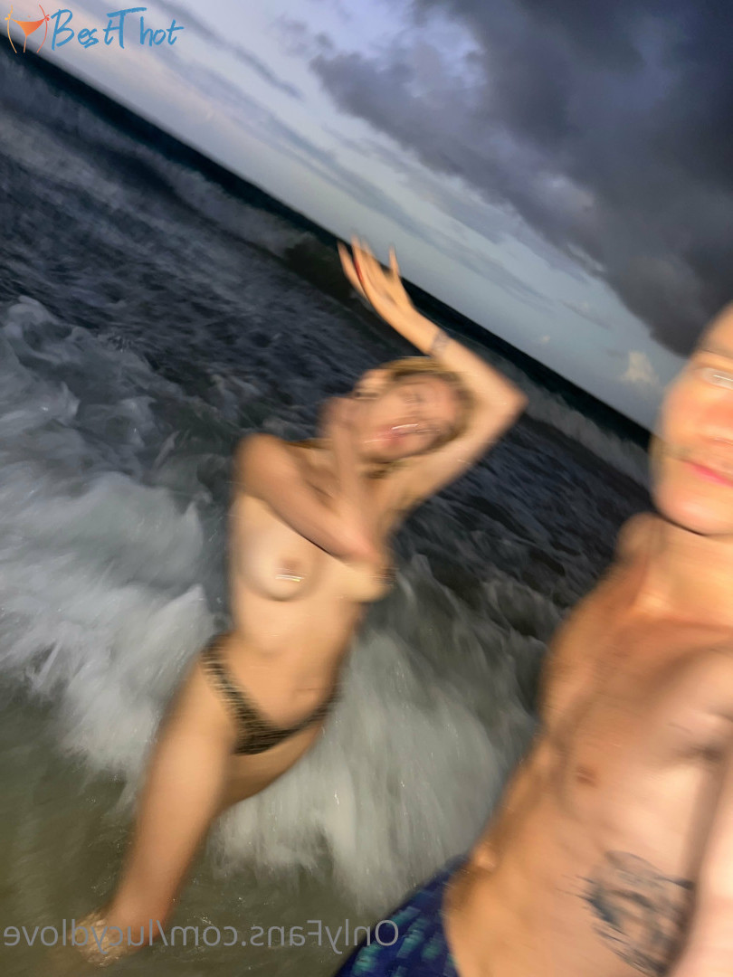 Photo by lucydlove published on January 1,2025 05:18:19 - BestThots