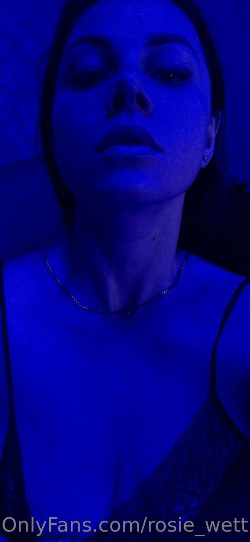 Photo by rosie_wettie published on October 11,2023 02:12:58 - BestThots