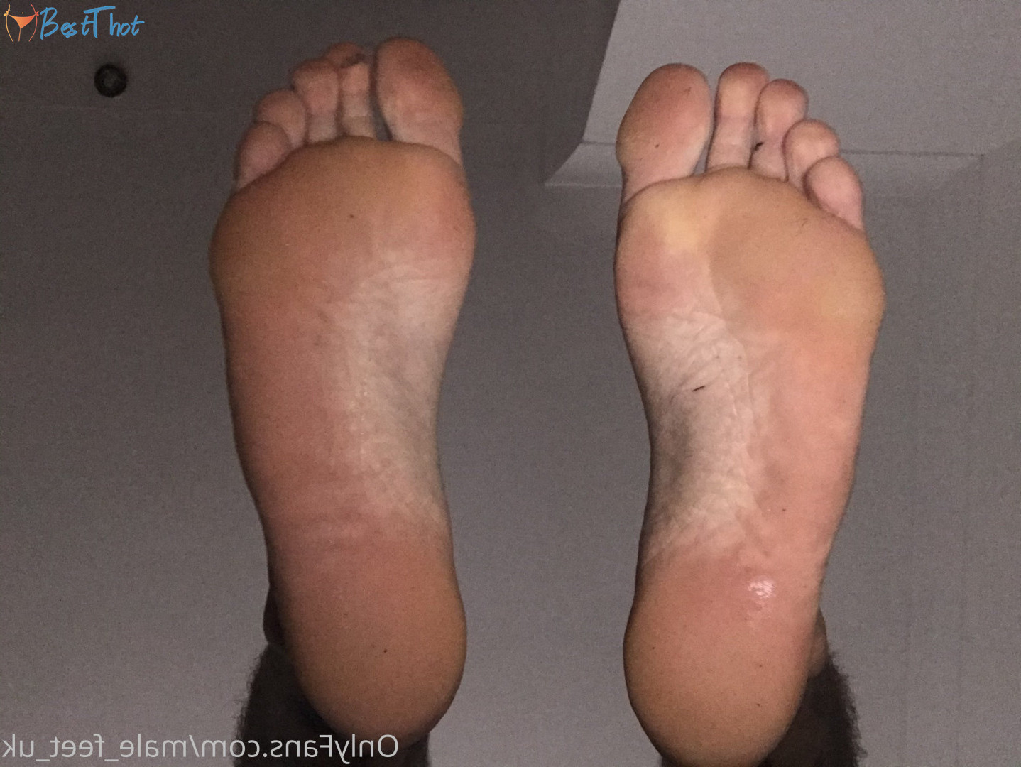 Photo by male_feet_uk published on January 1,2025 20:21:49 - BestThots