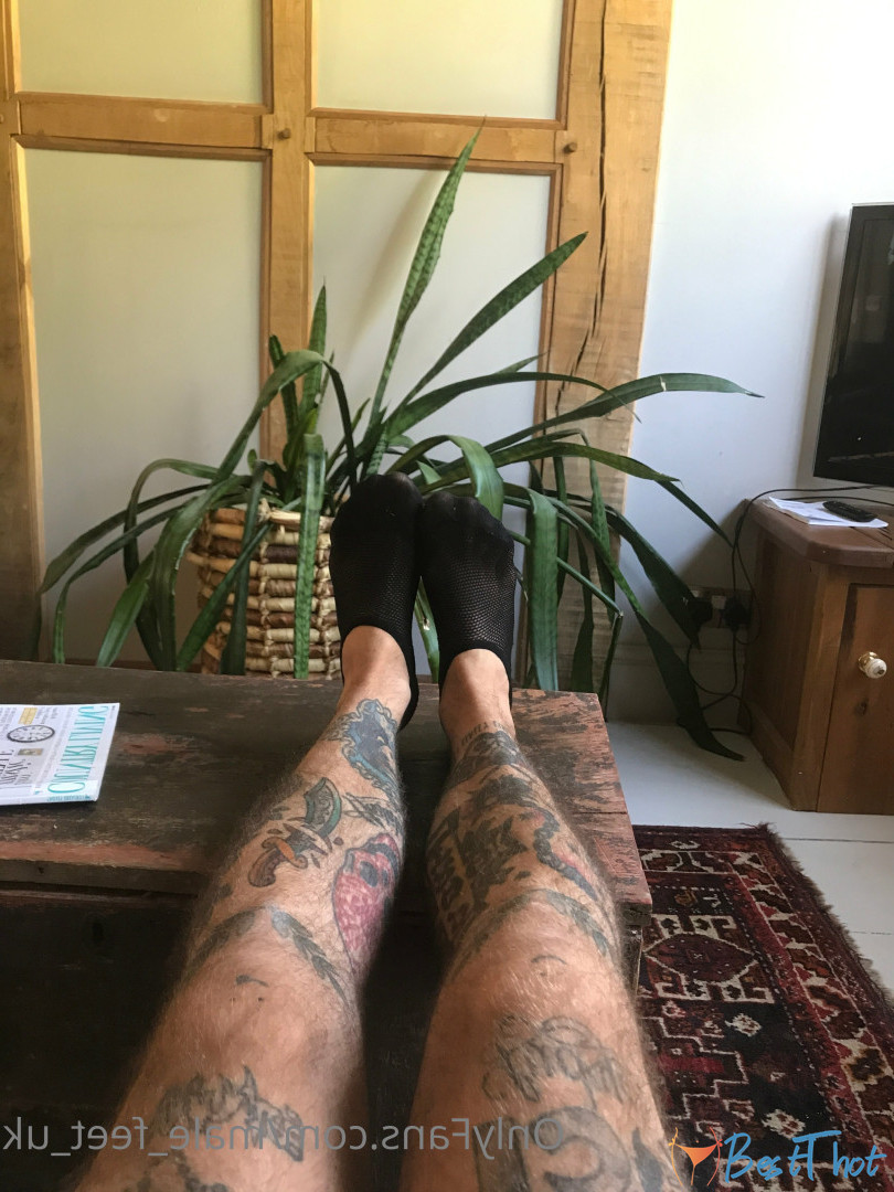 Photo by male_feet_uk published on January 1,2025 21:16:29 - BestThots