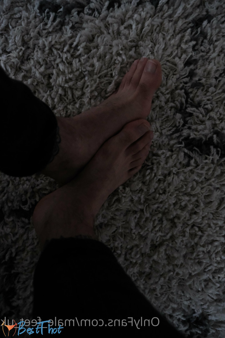 Photo by male_feet_uk published on January 1,2025 21:16:33 - BestThots
