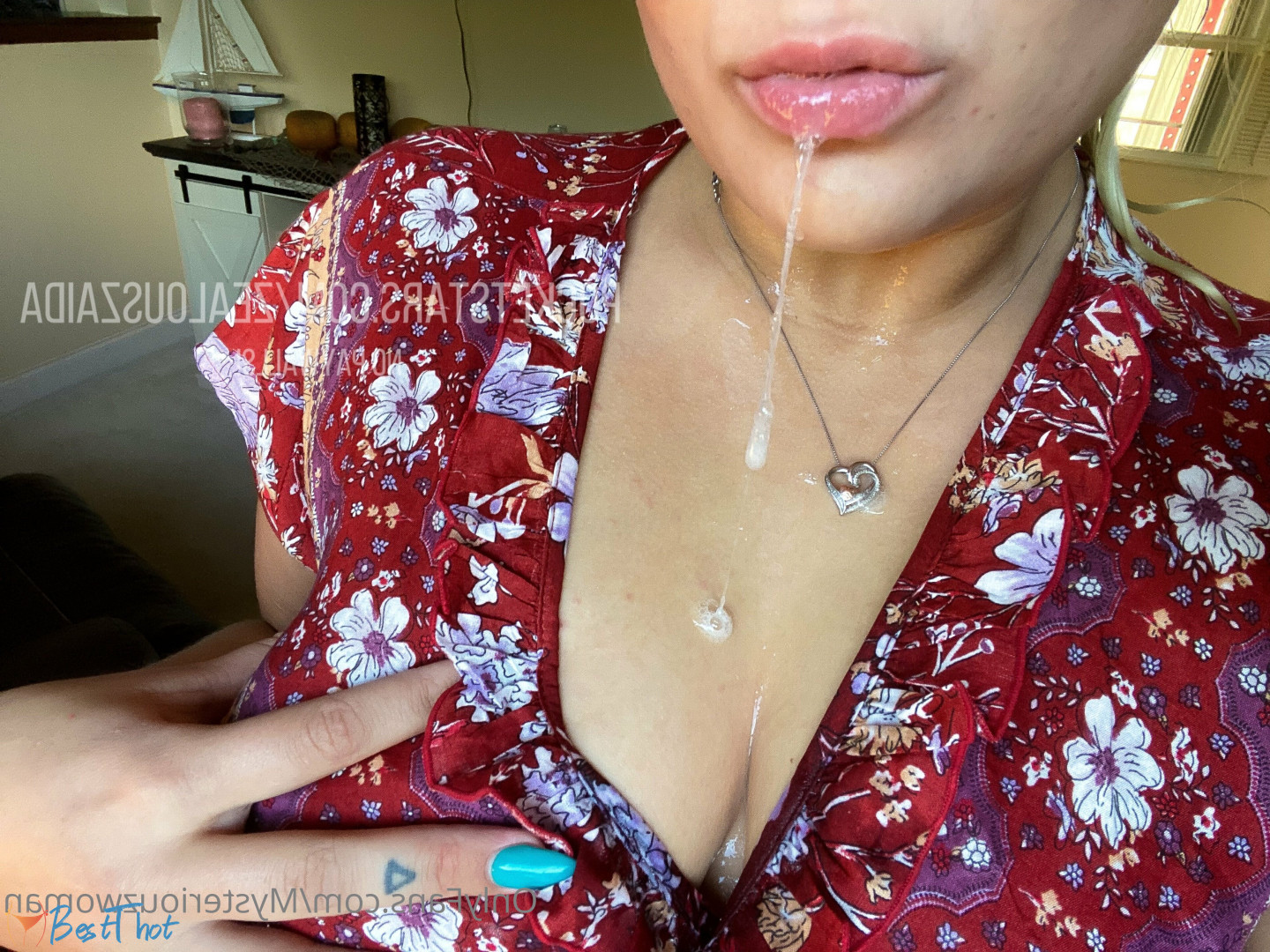 mysteriouzwoman #9619592
