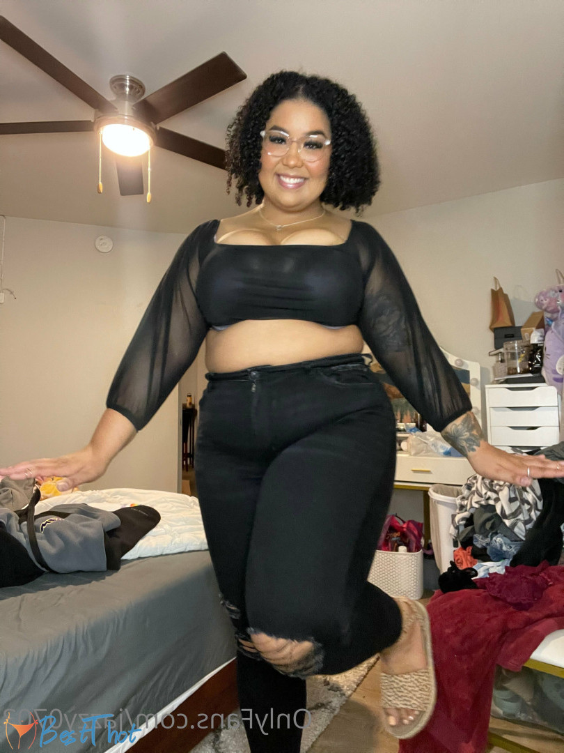 Photo by jazzy0703 published on January 3,2025 04:20:01 - BestThots