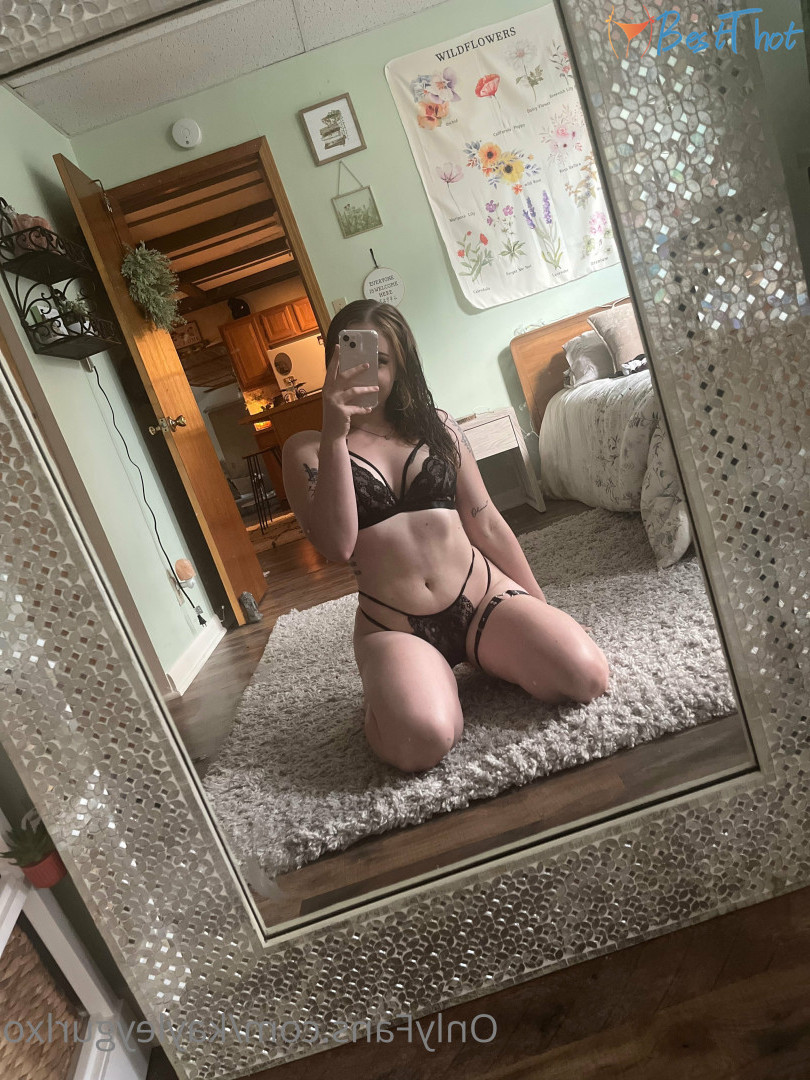 Photo by kayleygurlxo published on January 3,2025 13:20:16 - BestThots