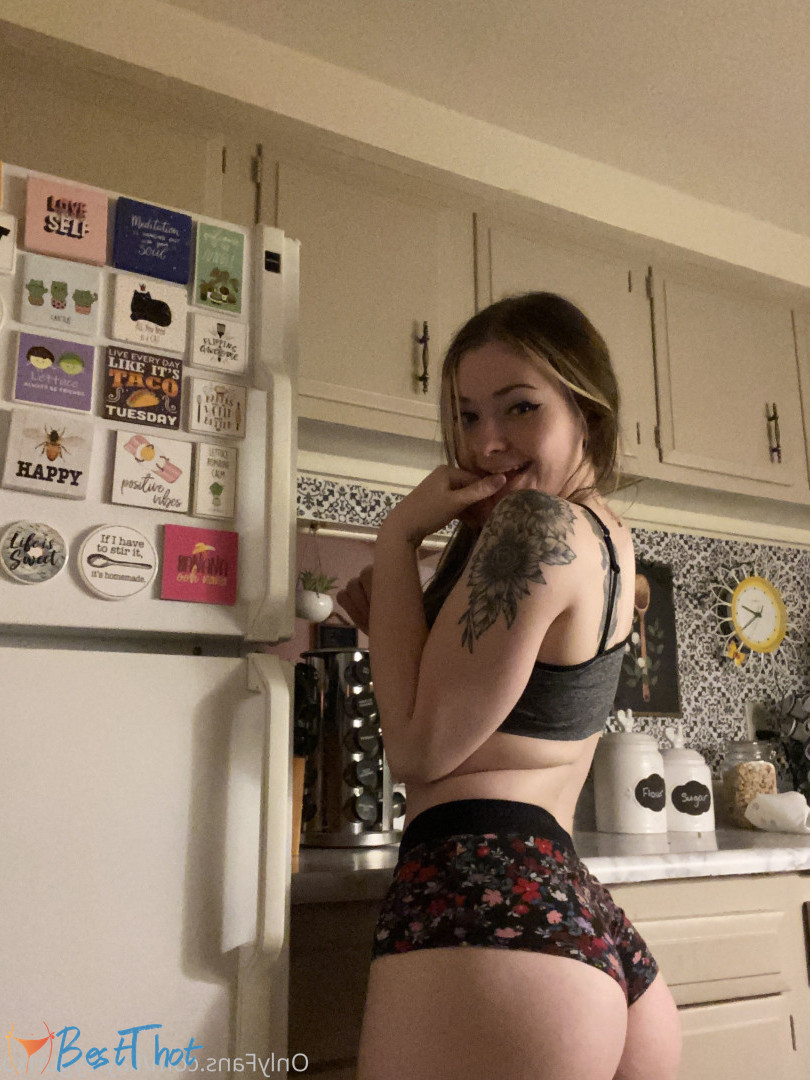 Photo by kayleygurlxo published on January 3,2025 14:18:45 - BestThots