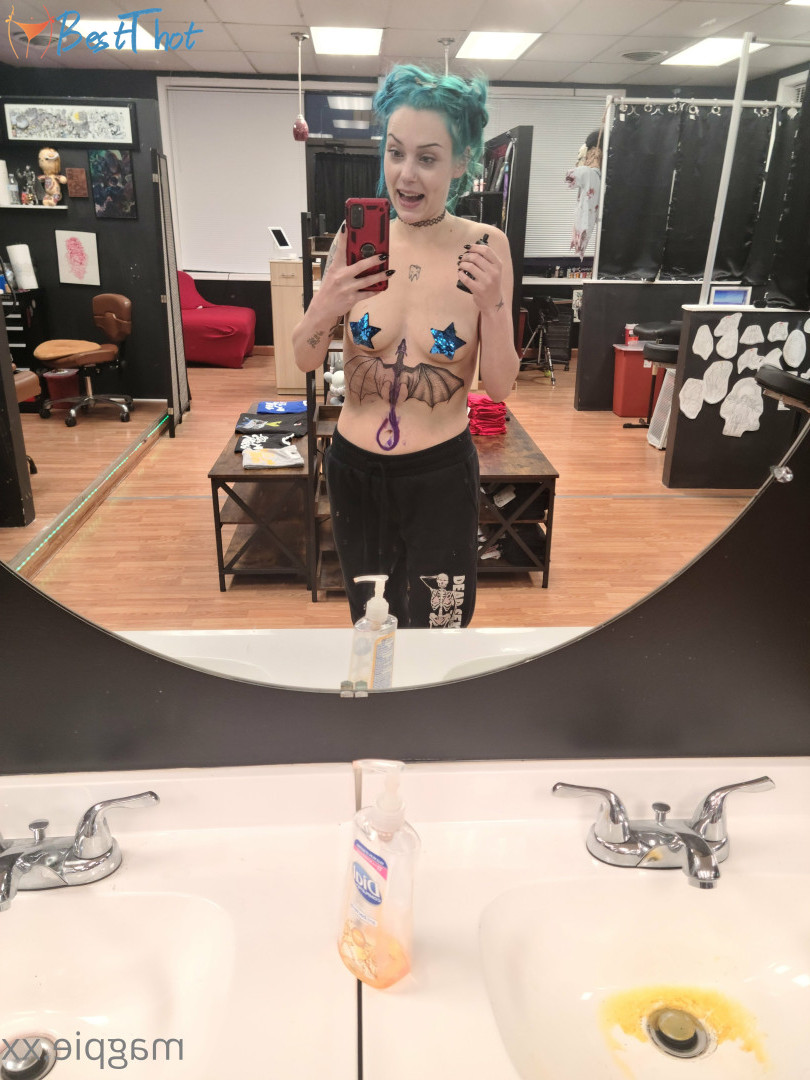 Photo by mythicmaggie published on January 3,2025 18:24:29 - BestThots