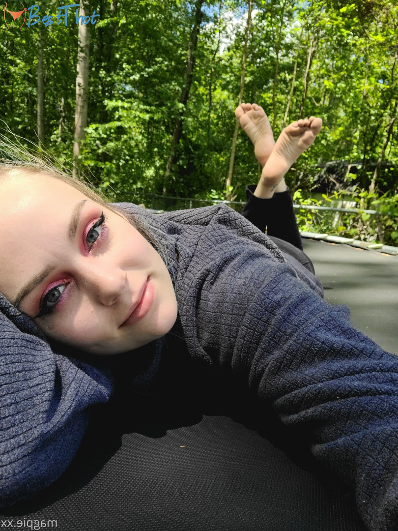 Photo by mythicmaggie published on January 3,2025 23:18:54 - BestThots