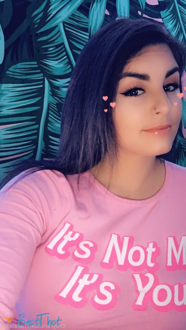 Photo by nataliefox published on January 4,2025 06:20:35 - BestThots