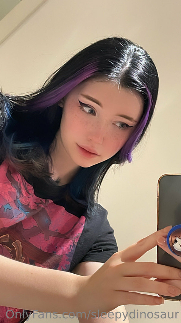 Photo by sleepydinosaur published on May 17,2023 22:20:52 - BestThots