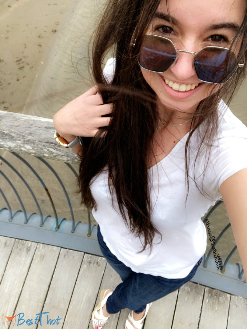 Photo by xxxsmilingcici published on January 10,2025 03:02:30 - BestThots